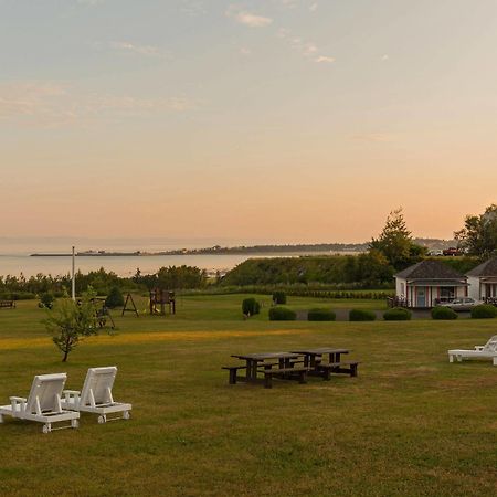 Motel Au Fleuve D'Argent Rivière-du-Loup Buitenkant foto
