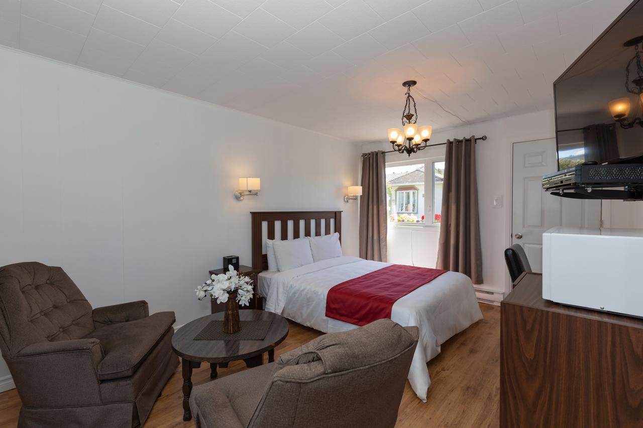 Motel Au Fleuve D'Argent Rivière-du-Loup Buitenkant foto