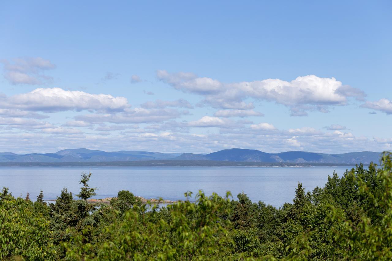 Motel Au Fleuve D'Argent Rivière-du-Loup Buitenkant foto