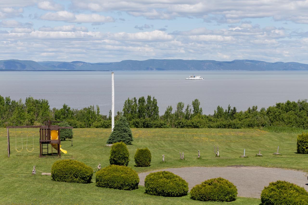 Motel Au Fleuve D'Argent Rivière-du-Loup Buitenkant foto