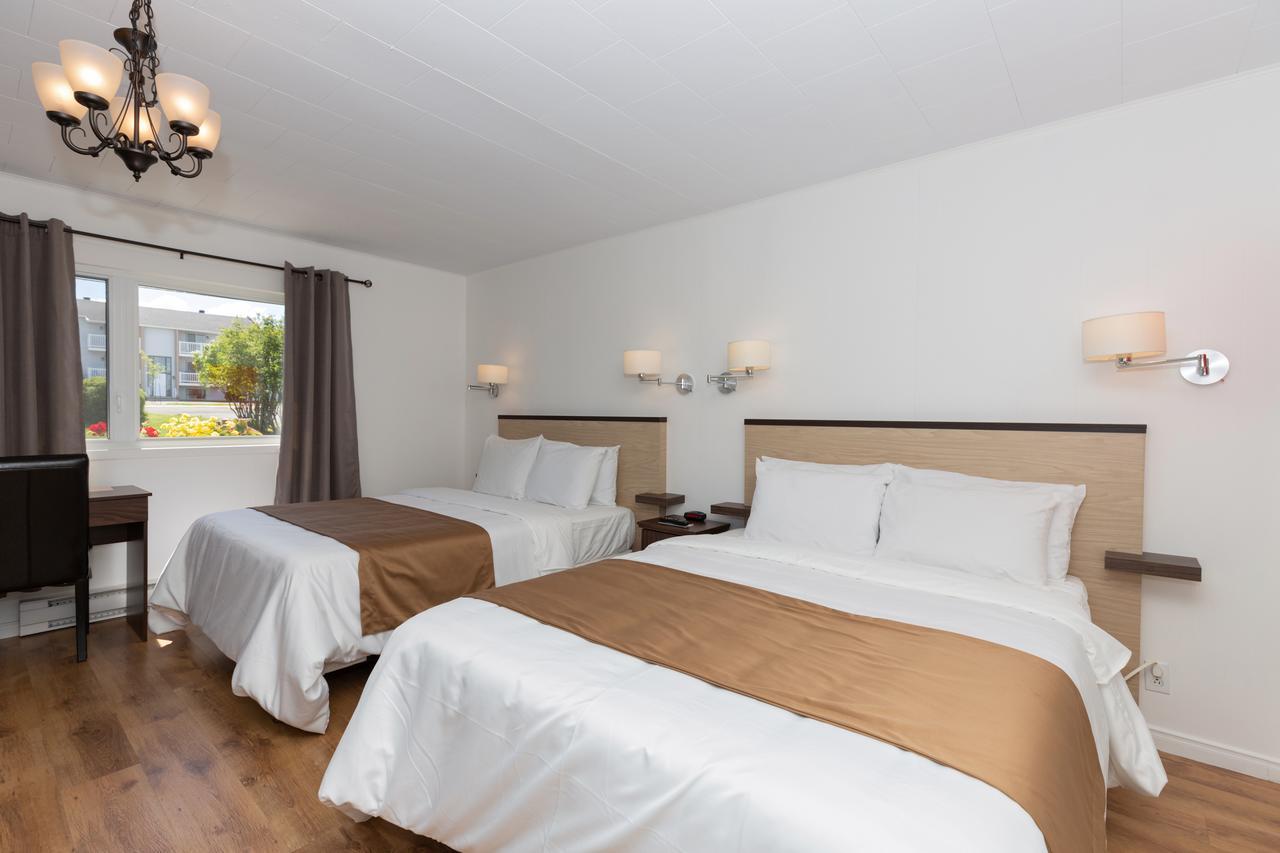 Motel Au Fleuve D'Argent Rivière-du-Loup Buitenkant foto